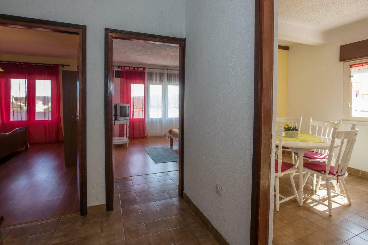 Apartments Renata Kampor エクステリア 写真