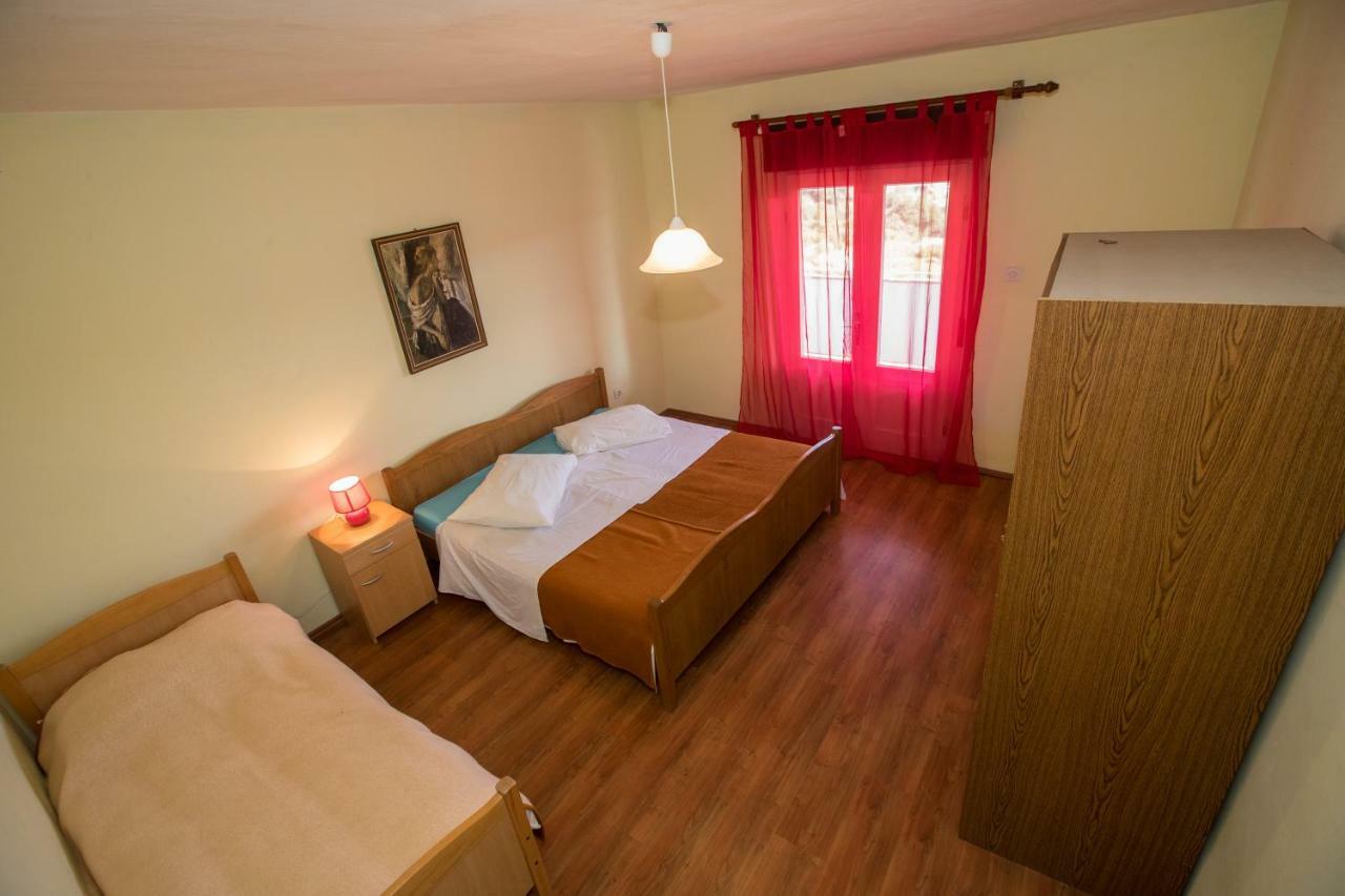 Apartments Renata Kampor エクステリア 写真